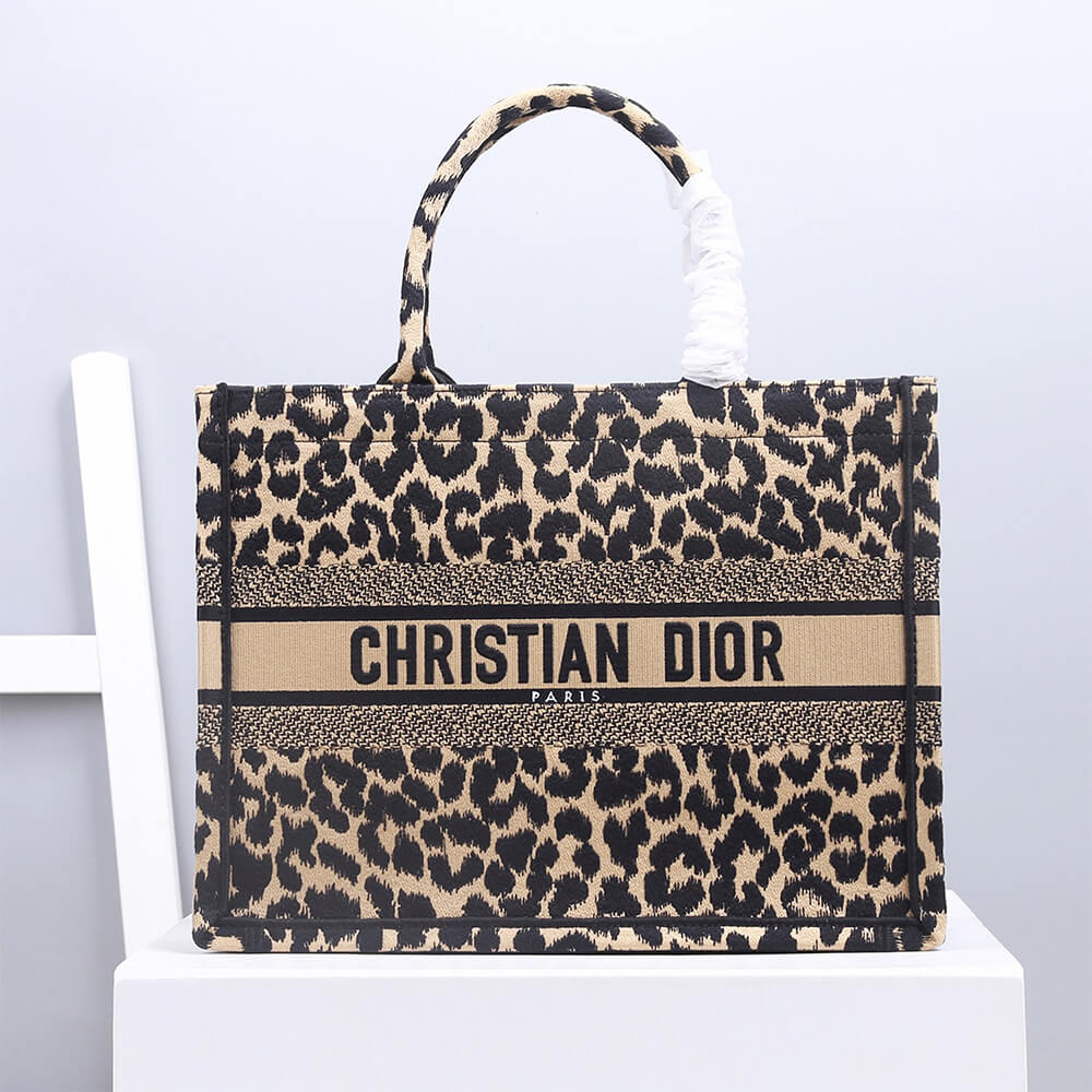 MEDIUM DIOR BOOK TOTE