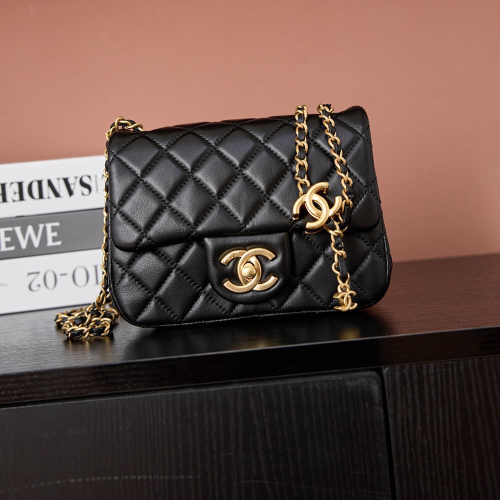 CHANEL Mini Flap Bag(HIGH-END GRADE)